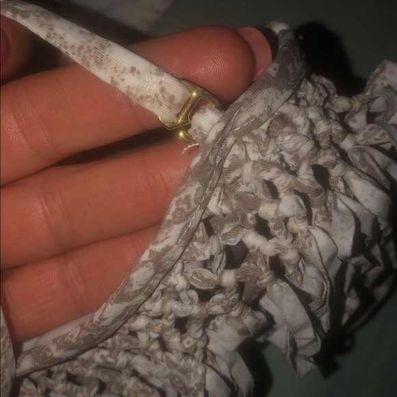 Swimsuit - Picture 3 of 4